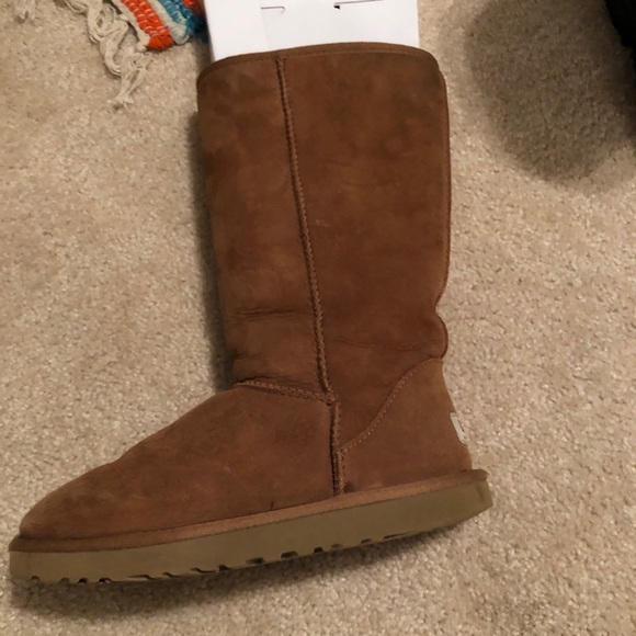 UGG Short boot II size 7 - Picture 12 of 15